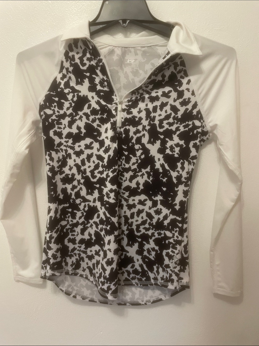 Jofit Black & White Long-Sleeve Zip-Front Athletic Top